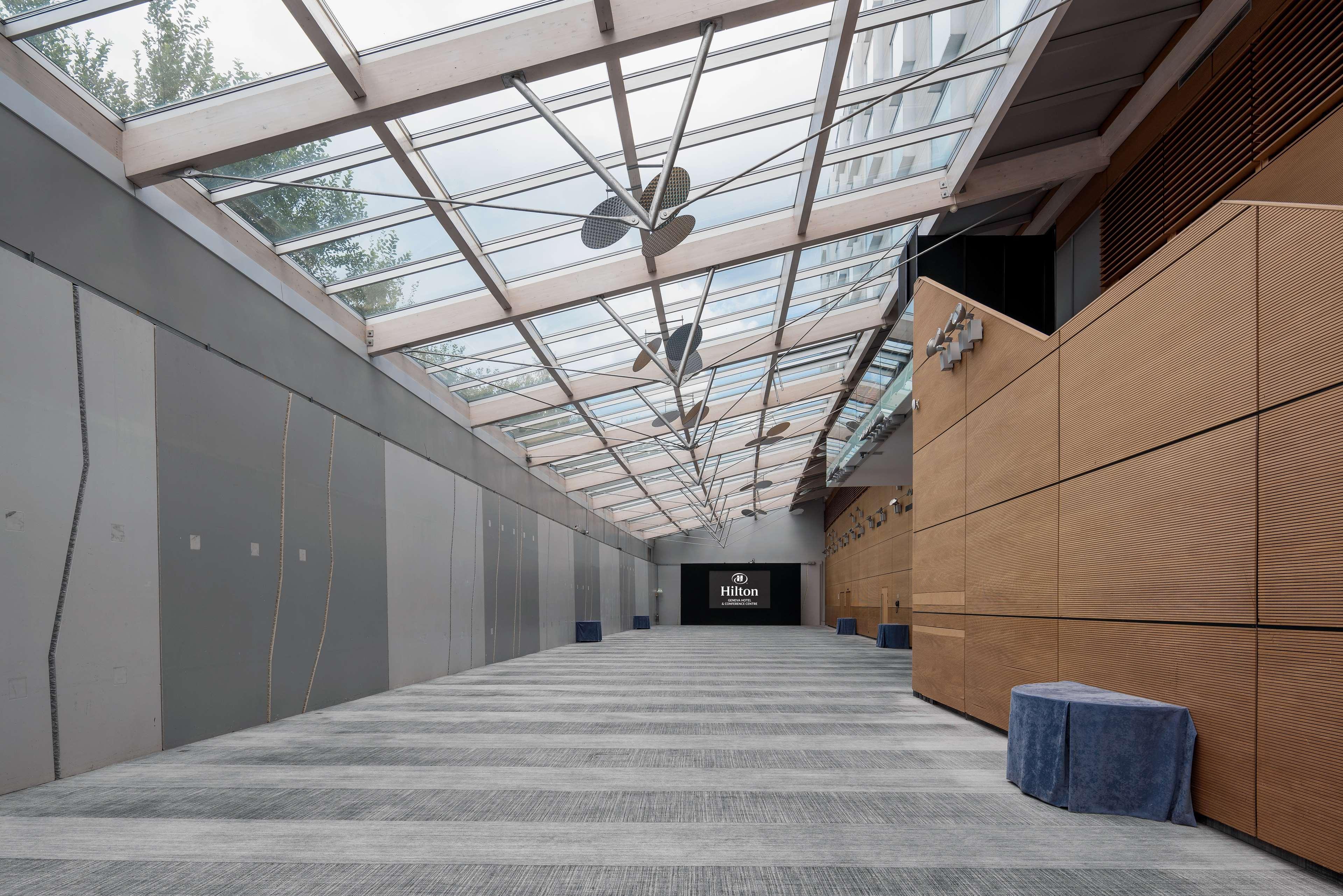 Hilton Geneva Hotel And Conference Centre Le Grand Saconnex Bagian luar foto