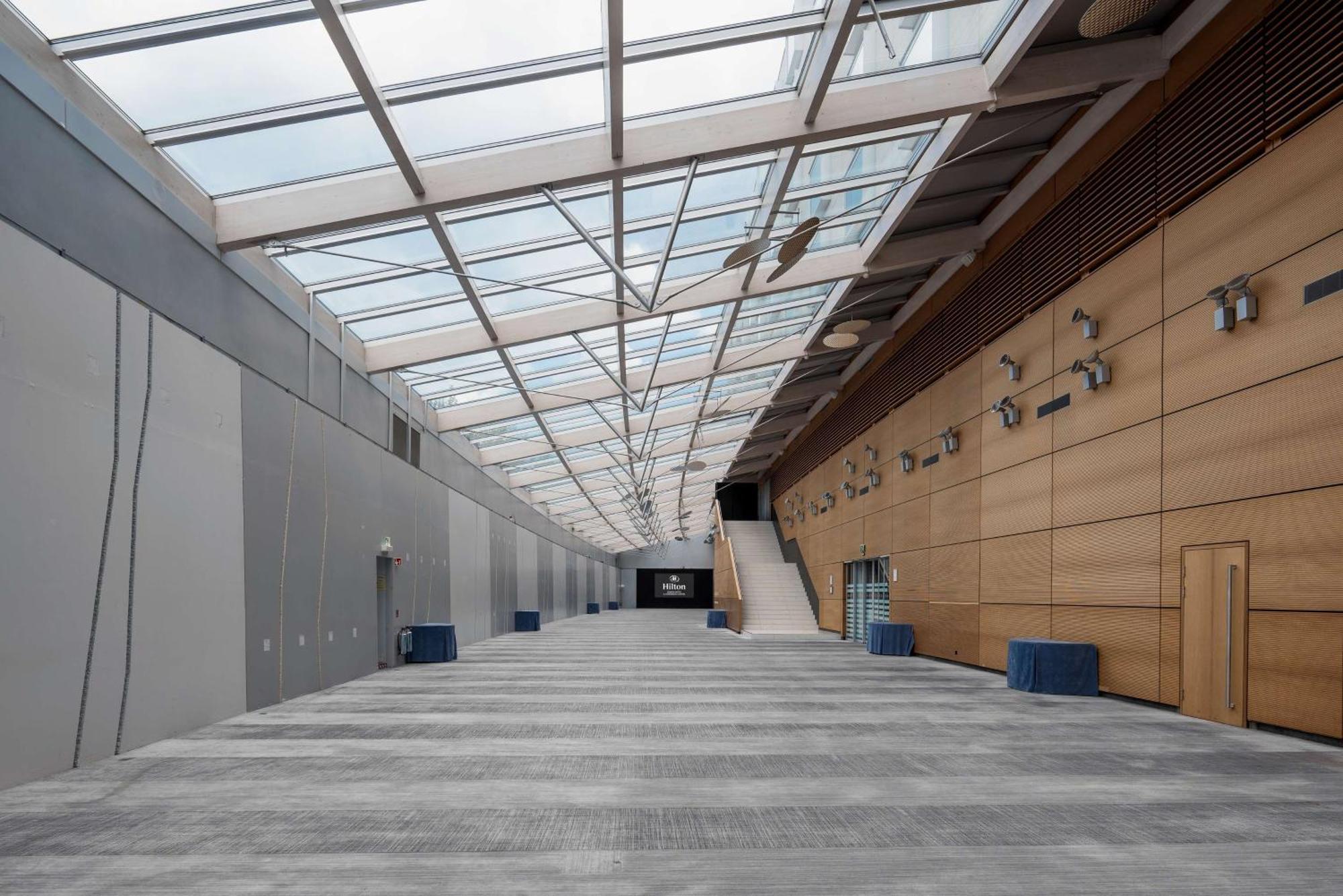 Hilton Geneva Hotel And Conference Centre Le Grand Saconnex Bagian luar foto