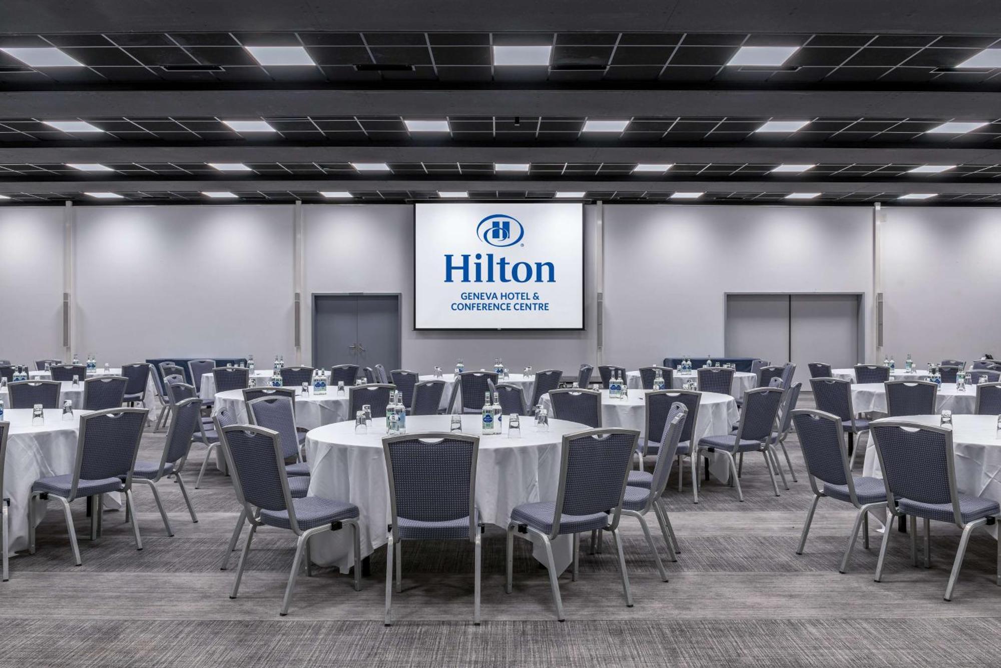 Hilton Geneva Hotel And Conference Centre Bagian luar foto