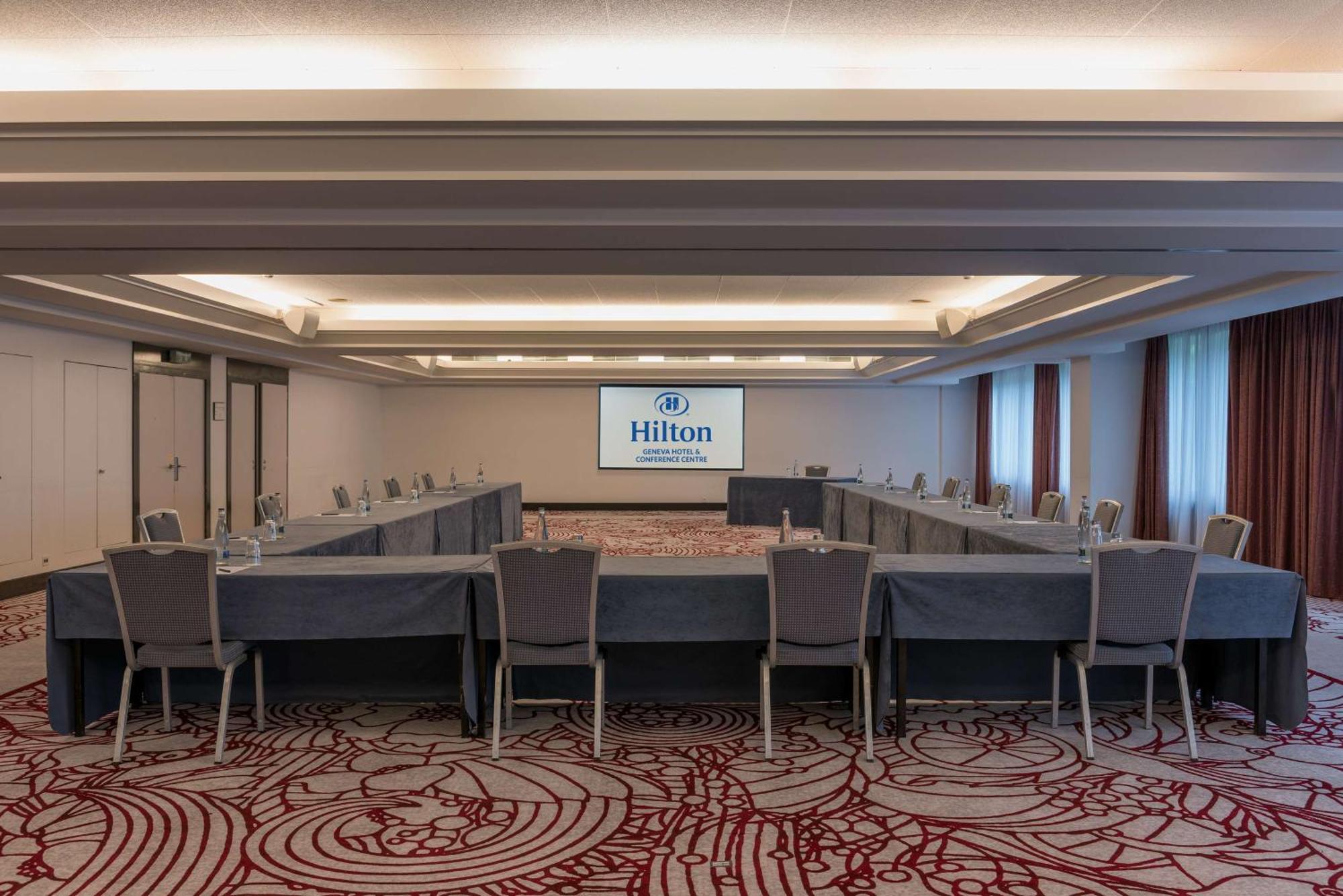 Hilton Geneva Hotel And Conference Centre Bagian luar foto