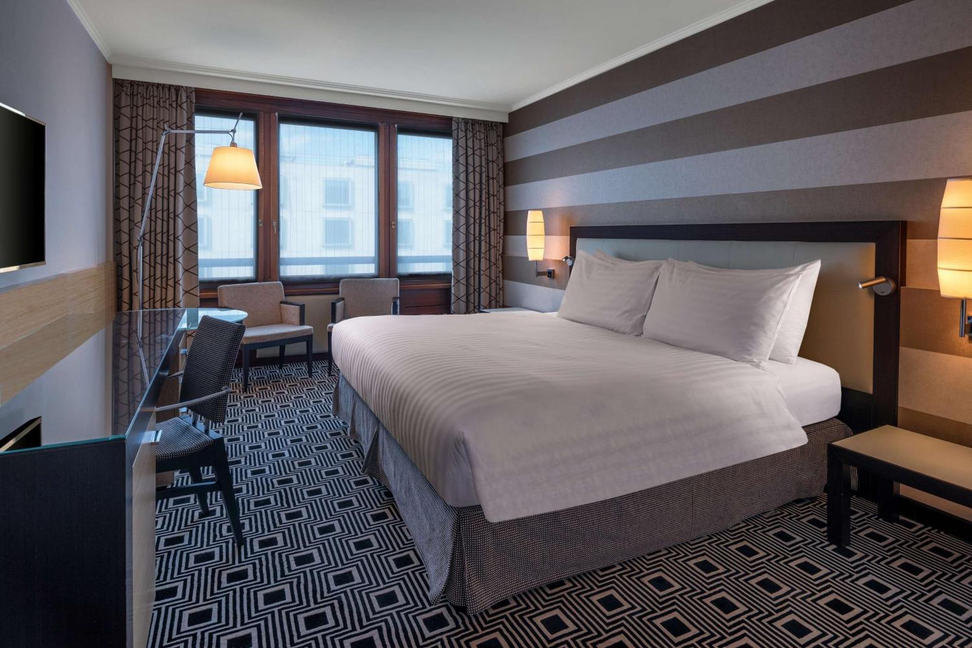 Hilton Geneva Hotel And Conference Centre Le Grand Saconnex Bagian luar foto