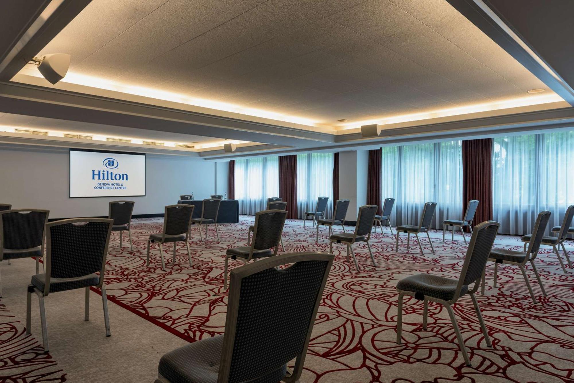 Hilton Geneva Hotel And Conference Centre Bagian luar foto